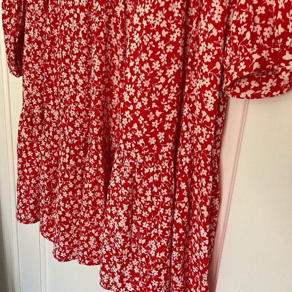 Like new! J Crew Red Floral Tiered Shirtdress | Size Small - Picture 6 of 11